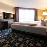 ホテル Ginn Berlin Potsdam 4*