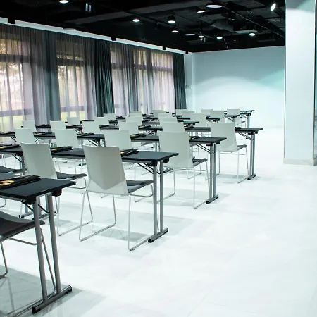 Hotel Ginn Berlin Potsdam 4*