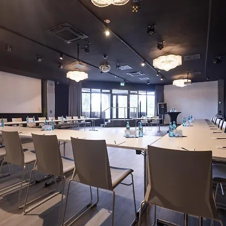 Ginn Berlin Potsdam 4* Teltow