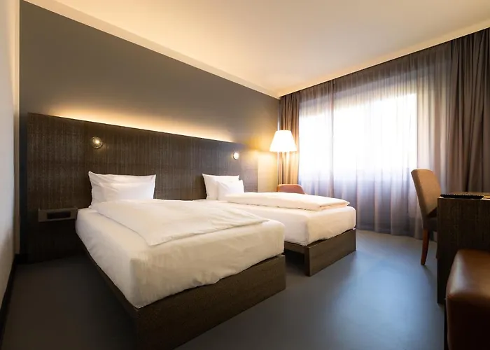 Ginn Berlin Potsdam 텔토브